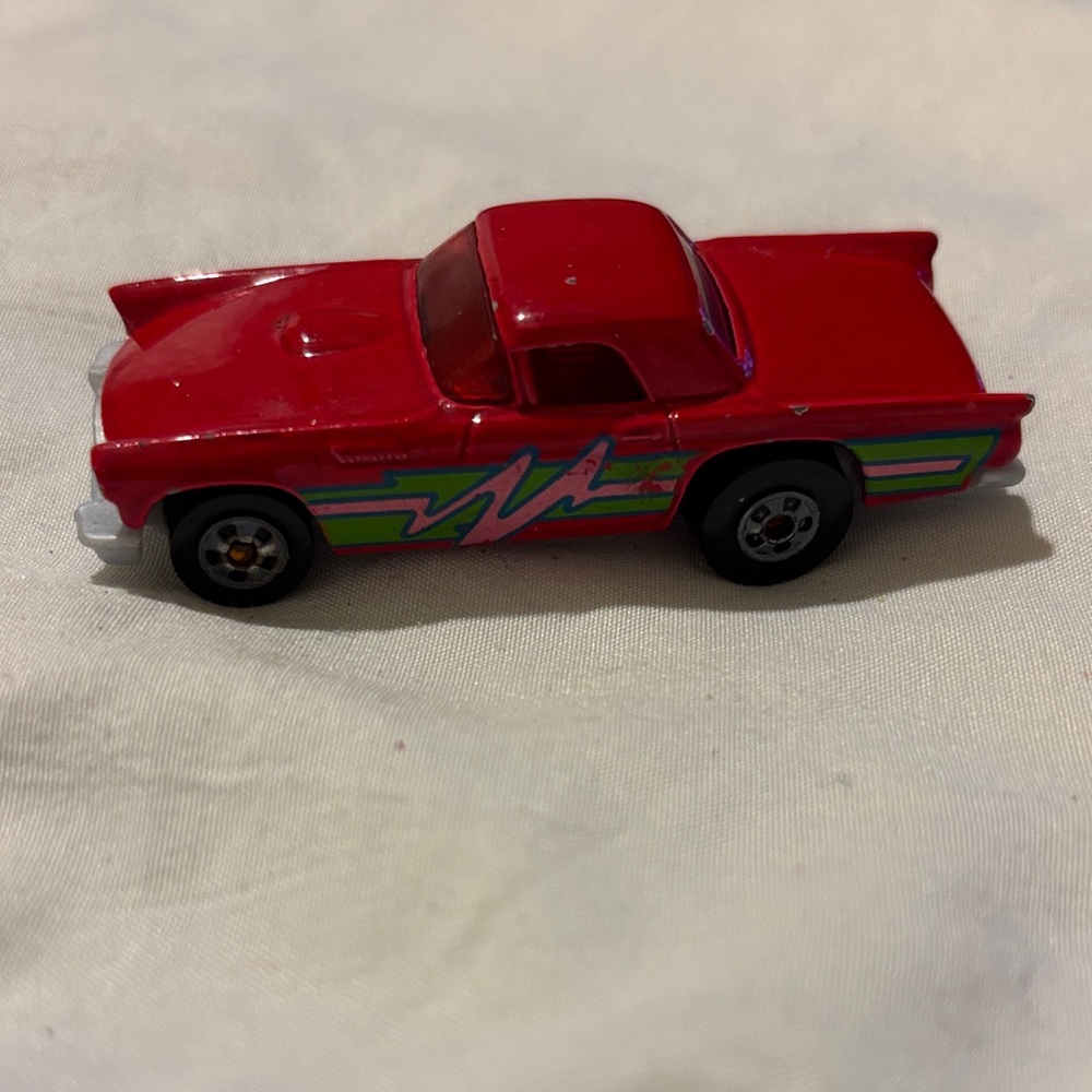 1977 Hot Wheels '57 Ford Thunderbird